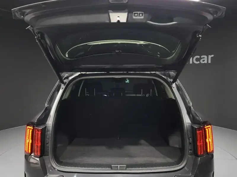 2023 Kia Sorento с пробегом 64 781 км