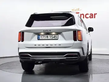 2022 Kia Sorento с пробегом 105 949 км