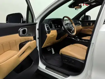 2022 Kia Sorento с пробегом 105 949 км