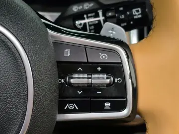 2022 Kia Sorento с пробегом 105 949 км