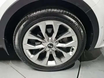 2020 Kia Sorento с пробегом 33 145 км