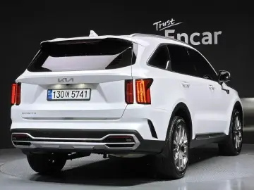 2023 Kia Sorento с пробегом 90 751 км