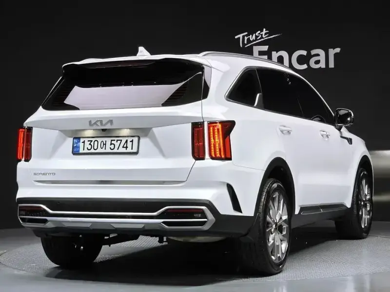 2023 Kia Sorento с пробегом 90 751 км