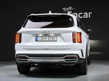 2023 Kia Sorento с пробегом 90 751 км