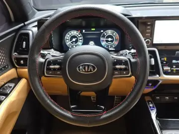 2020 Kia Sorento с пробегом 137 325 км