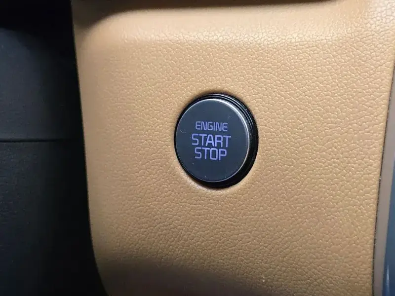 2020 Kia Sorento с пробегом 137 325 км