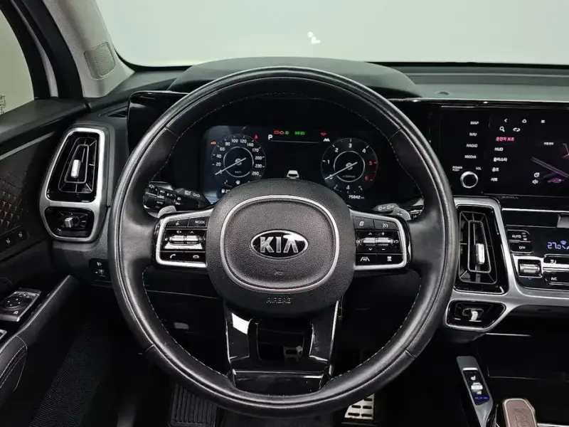 2020 Kia Sorento с пробегом 75 842 км