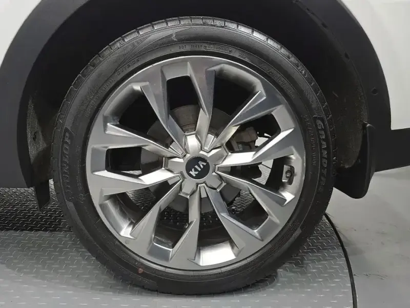 2020 Kia Sorento с пробегом 96 988 км
