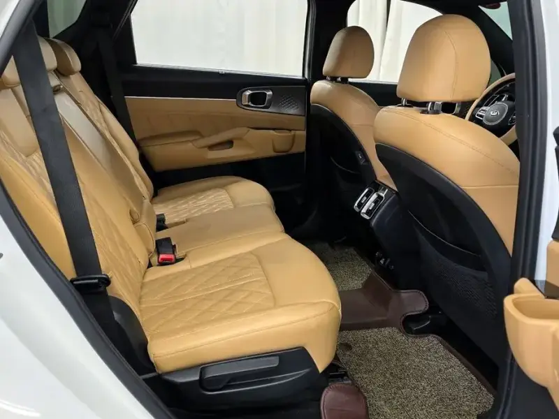 2021 Kia Sorento с пробегом 122 541 км