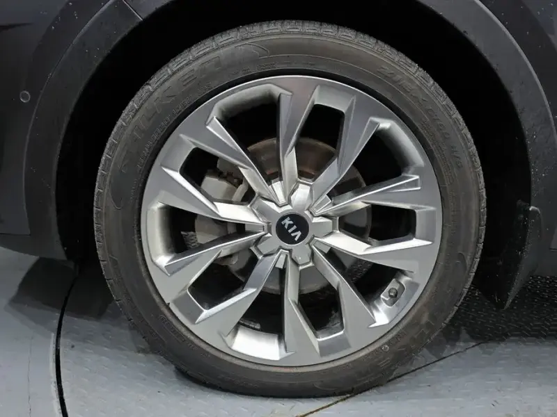 2020 Kia Sorento с пробегом 128 795 км