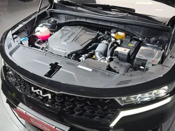 2022 Kia Sorento с пробегом 8 415 км