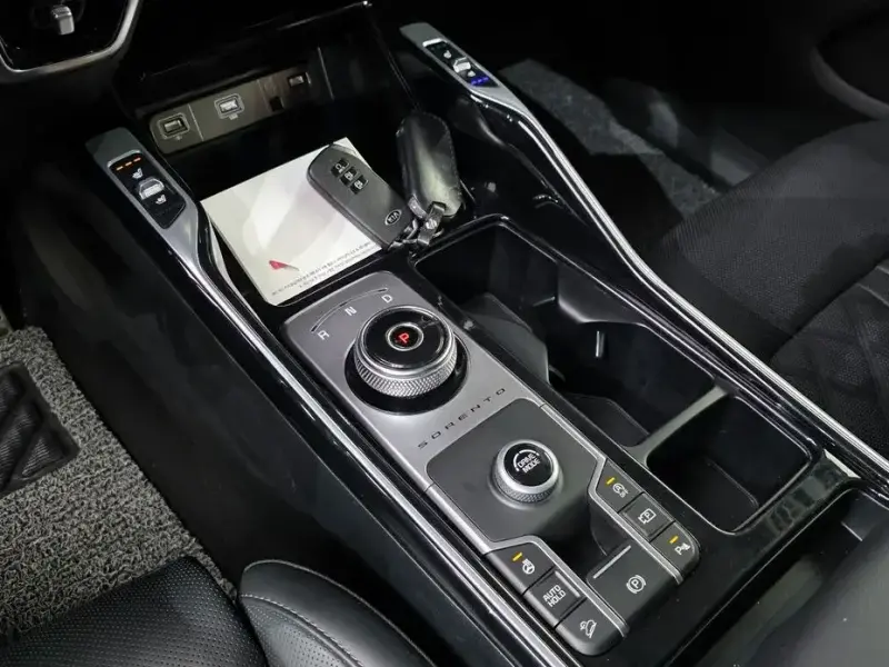 2020 Kia Sorento с пробегом 128 795 км