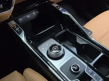 2022 Kia Sorento с пробегом 8 415 км
