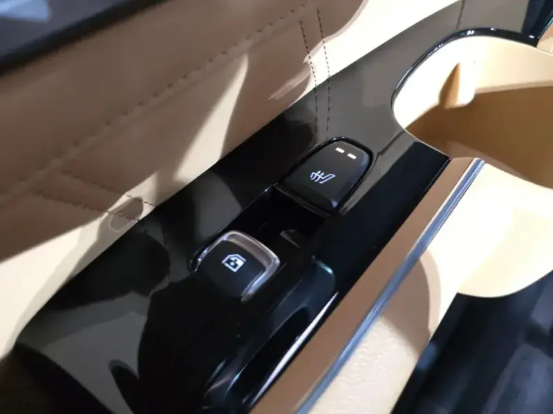 2022 Kia Sorento с пробегом 8 415 км