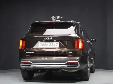 2023 Kia Sorento с пробегом 114 204 км
