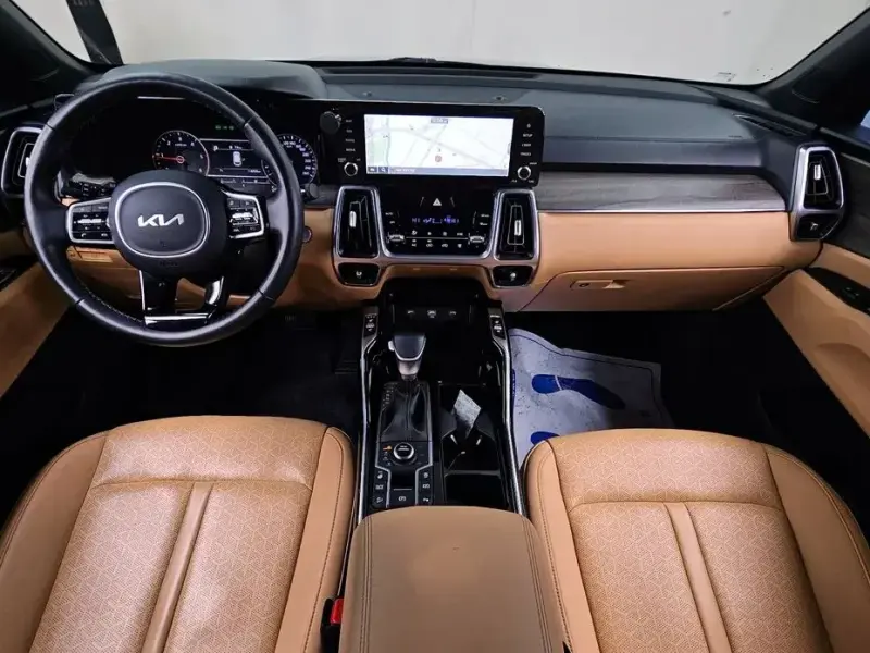 2023 Kia Sorento с пробегом 114 204 км
