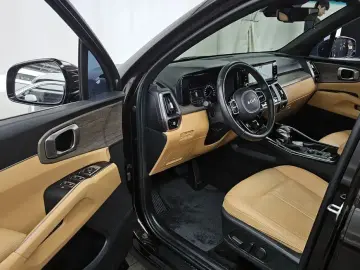 2023 Kia Sorento с пробегом 114 204 км