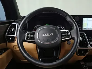 2023 Kia Sorento с пробегом 114 204 км