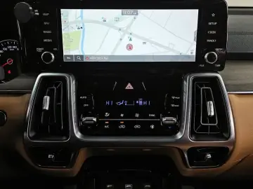 2023 Kia Sorento с пробегом 114 204 км