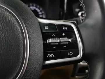 2023 Kia Sorento с пробегом 114 204 км