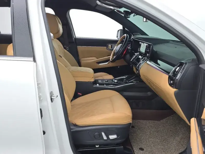 2023 Kia Sorento с пробегом 41 206 км