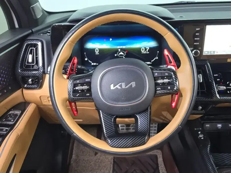 2023 Kia Sorento с пробегом 41 206 км