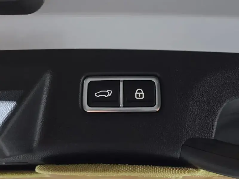 2023 Kia Sorento с пробегом 41 206 км