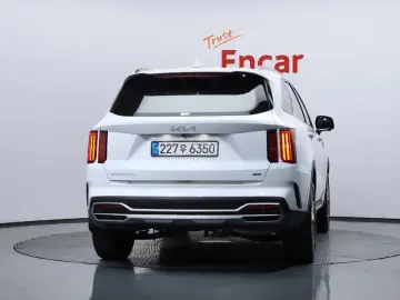 2023 Kia Sorento с пробегом 71 363 км