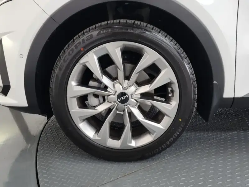 2023 Kia Sorento с пробегом 71 363 км