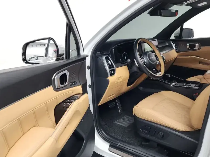 2023 Kia Sorento с пробегом 71 363 км
