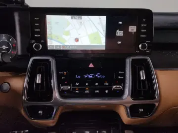 2023 Kia Sorento с пробегом 71 363 км