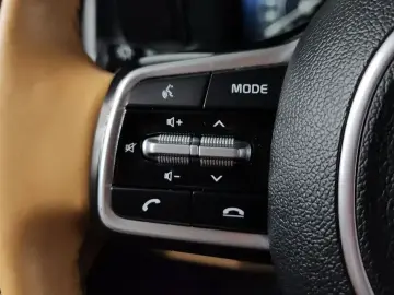 2023 Kia Sorento с пробегом 71 363 км