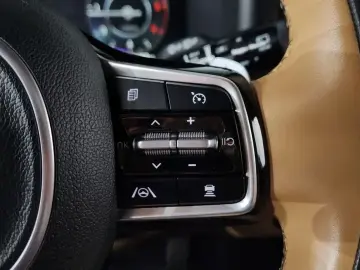 2023 Kia Sorento с пробегом 71 363 км