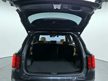 2021 Kia Sorento с пробегом 76 110 км