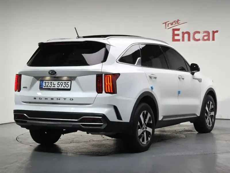 2020 Kia Sorento с пробегом 17 372 км