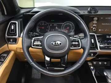 2020 Kia Sorento с пробегом 17 372 км