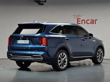 2021 Kia Sorento с пробегом 72 542 км