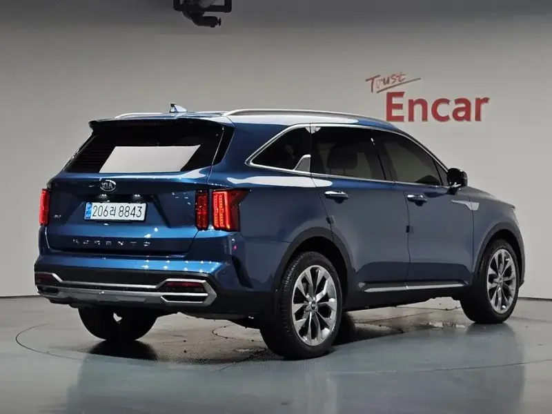 2021 Kia Sorento с пробегом 72 542 км