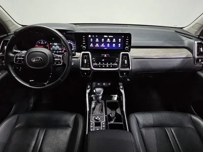 2021 Kia Sorento с пробегом 72 542 км