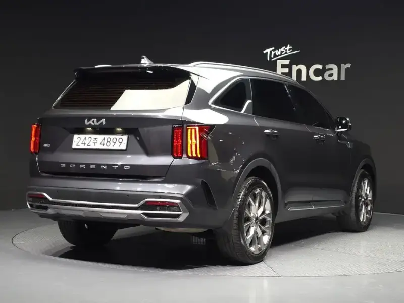2022 Kia Sorento с пробегом 53 031 км