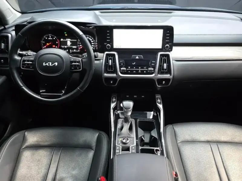 2023 Kia Sorento с пробегом 92 290 км