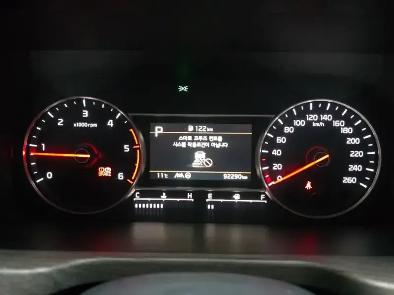 2023 Kia Sorento с пробегом 92 290 км