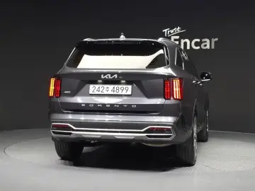 2022 Kia Sorento с пробегом 53 031 км