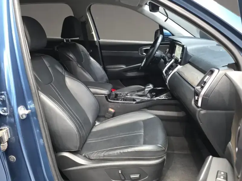 2023 Kia Sorento с пробегом 92 290 км