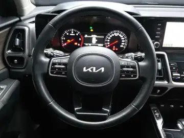 2023 Kia Sorento с пробегом 92 290 км