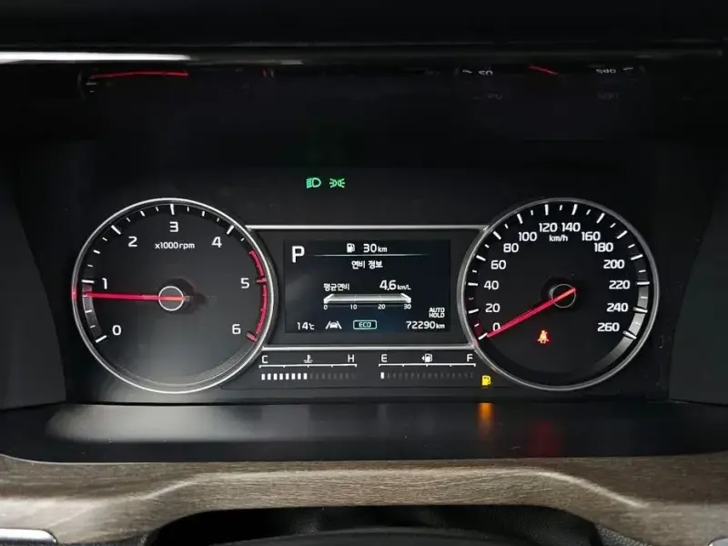 2022 Kia Sorento с пробегом 72 290 км