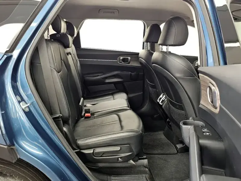 2022 Kia Sorento с пробегом 72 290 км