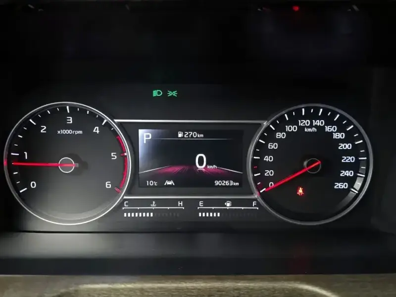 2022 Kia Sorento с пробегом 90 263 км