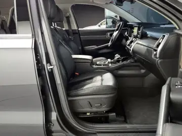 2023 Kia Sorento с пробегом 60 631 км