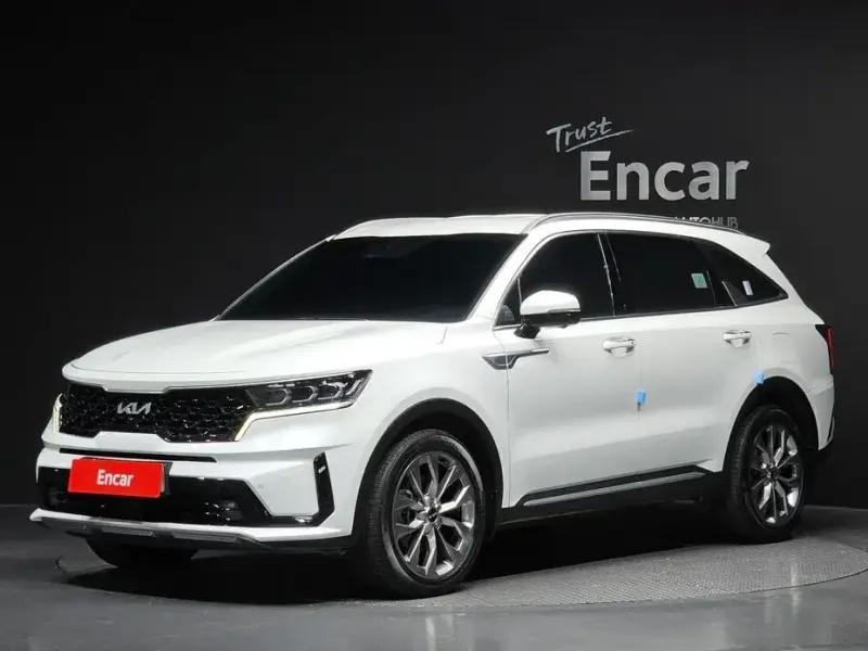 2023 Kia Sorento с пробегом 156 117 км